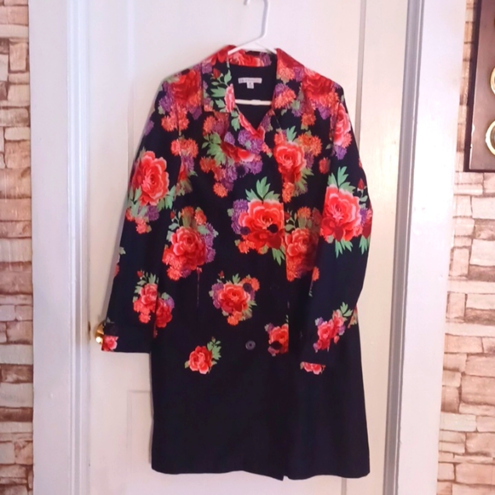 Isaac Mizrahi Live light weight coat women's size medium